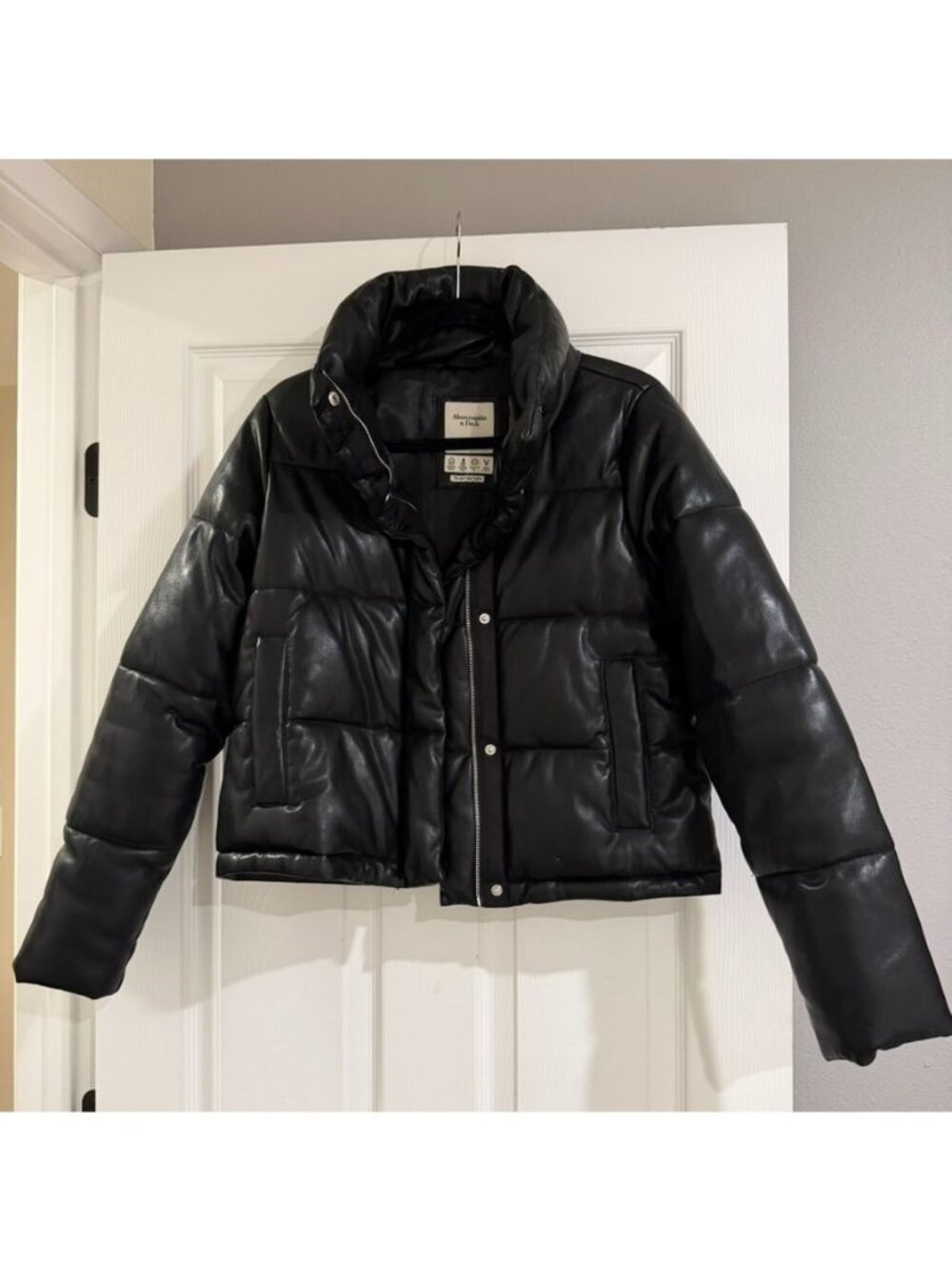 Abercrombie and Fitch Vegan Leather Black Mini Puffer Jacket Size Small